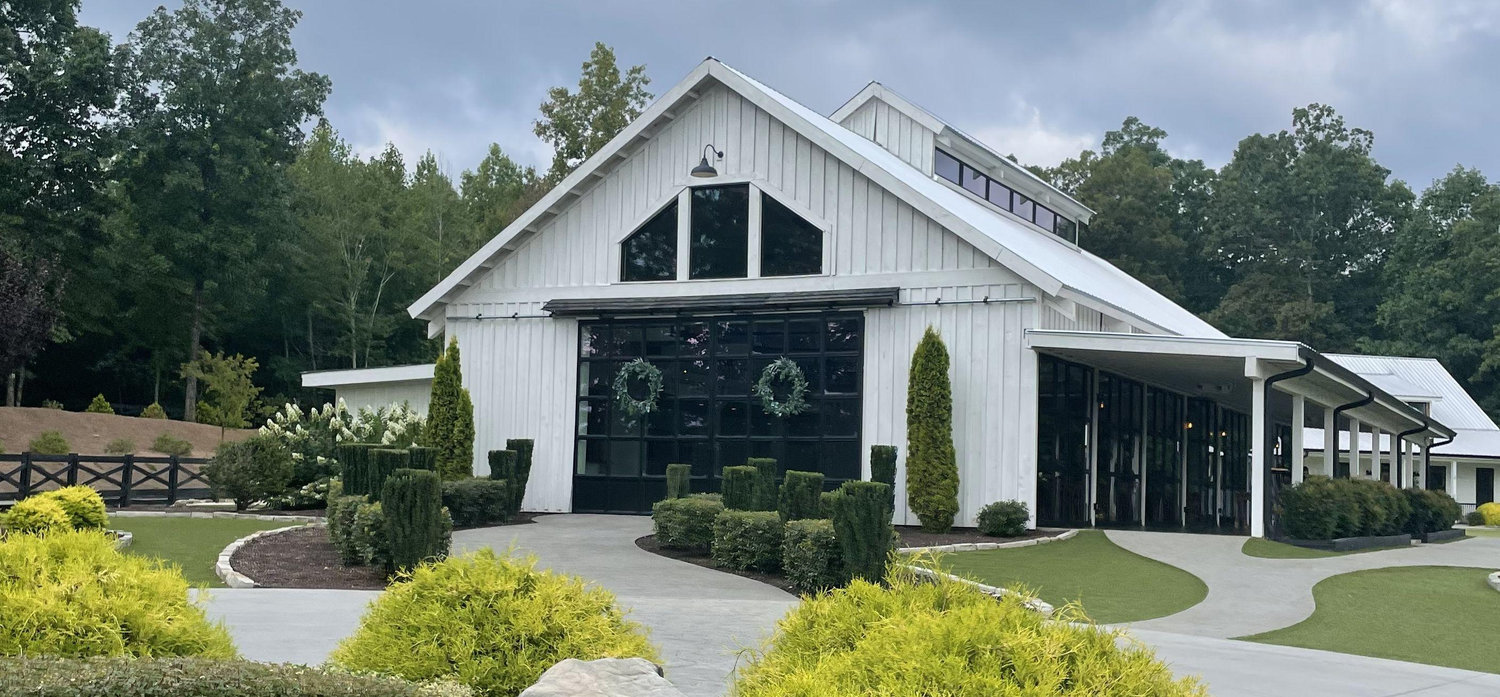 The Wedding Website of Daphne Bourey and Devon Nichter