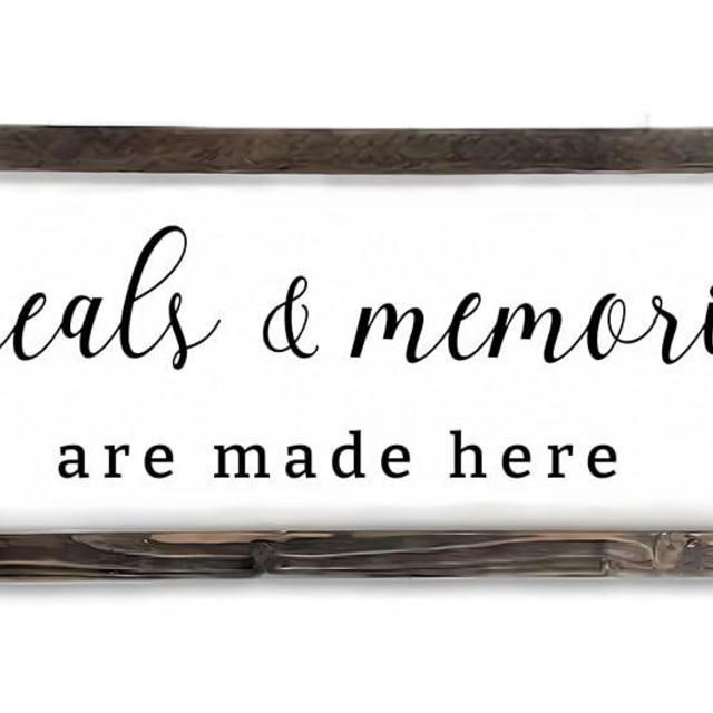 Dazingart Farmhouse Kitchen Wall Decor,Meals and Memories Are Made Here Sign, Rustic Wood Kitchen Signs Dinning Room Wall Decor (Meal)