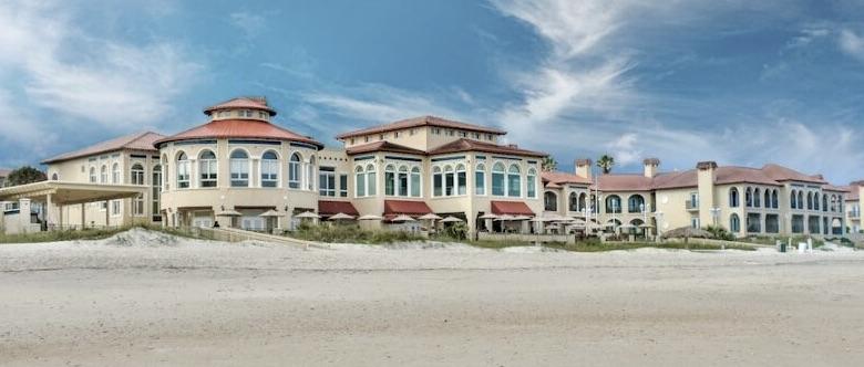 The Wedding Website of Hayley Hall and Brooks Colquitt