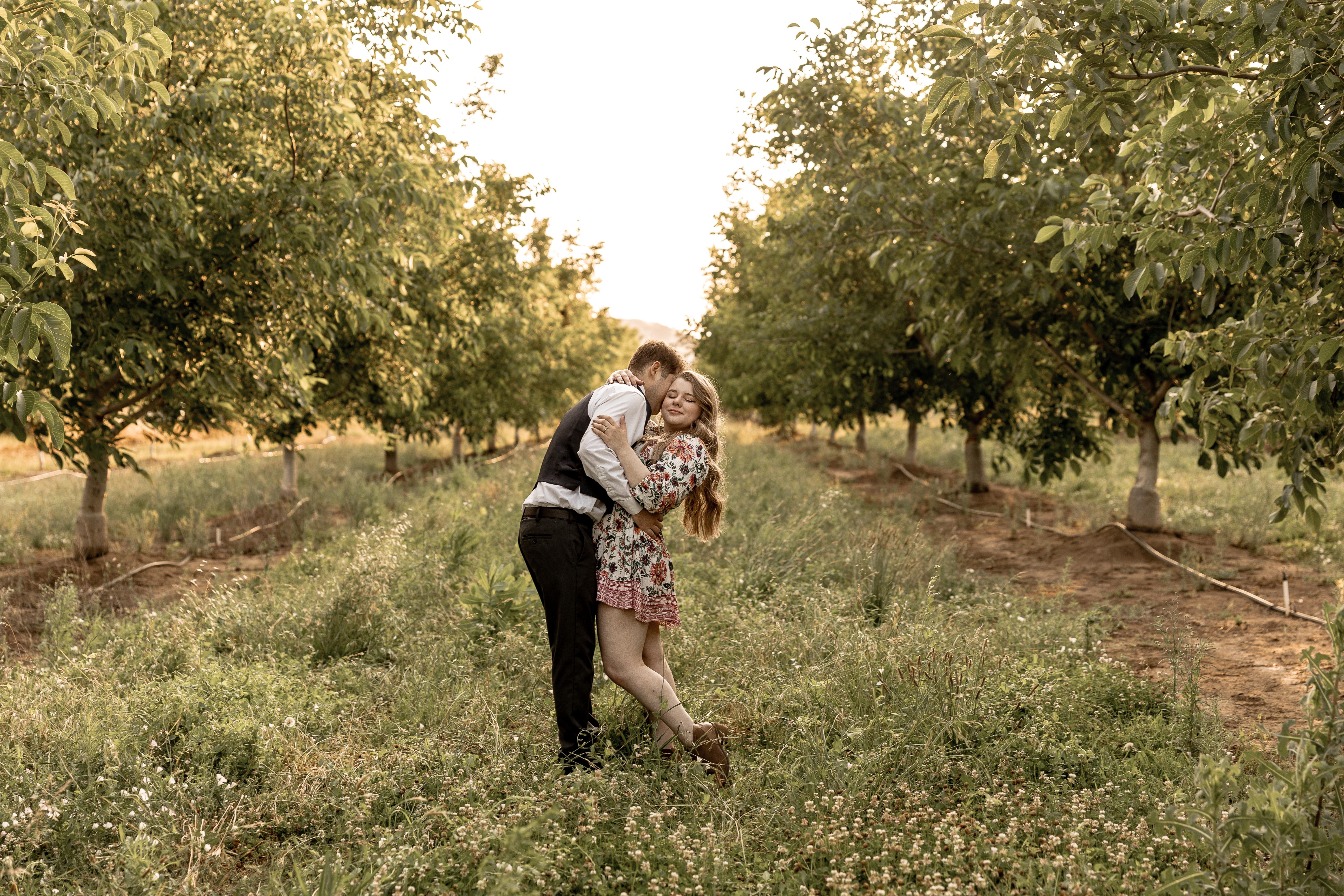 The Wedding Website of Grace Natelborg and Leo Contreras