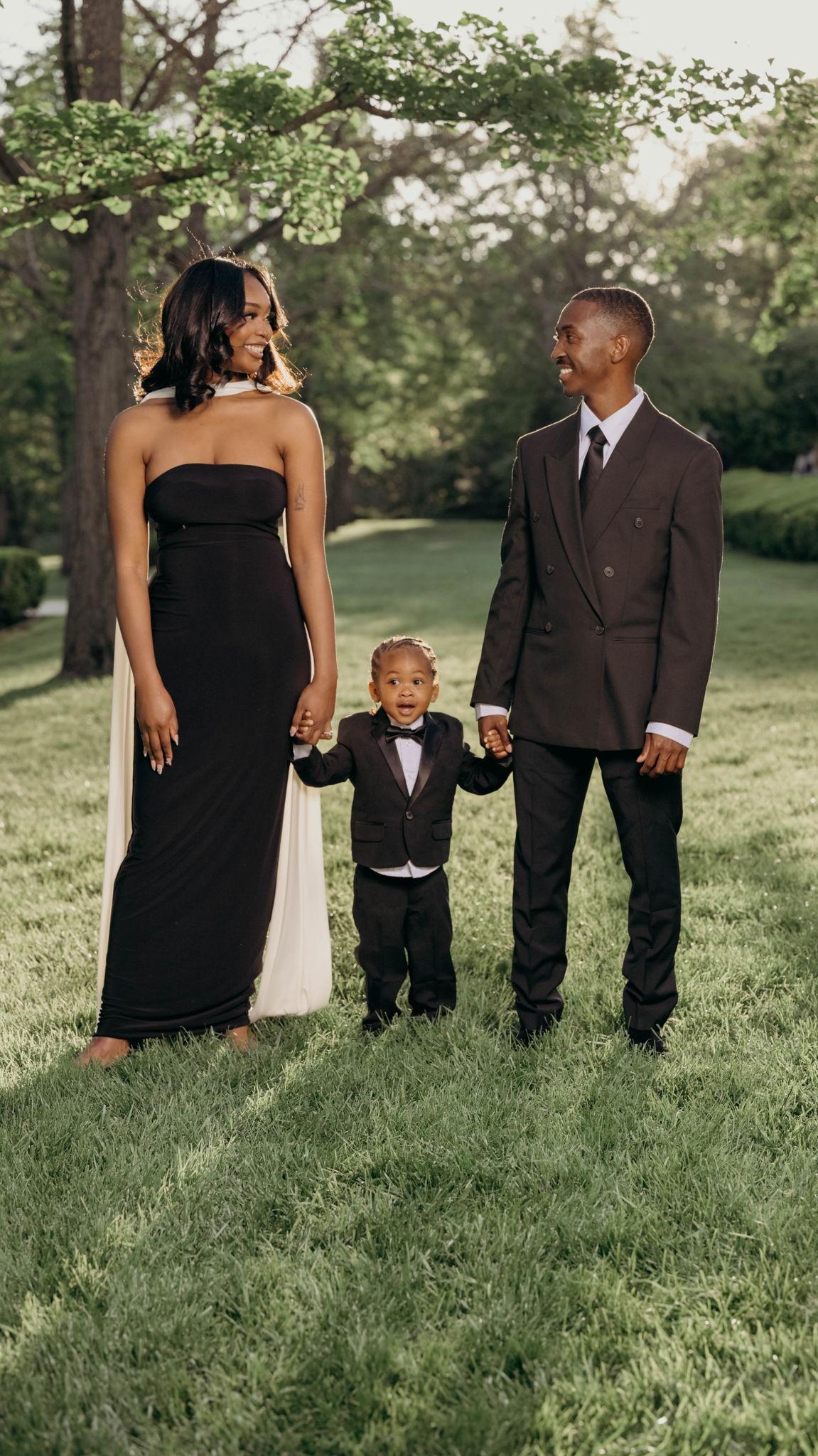 The Wedding Website of Zahriaa Barnes-Evans and Nigel Farmer