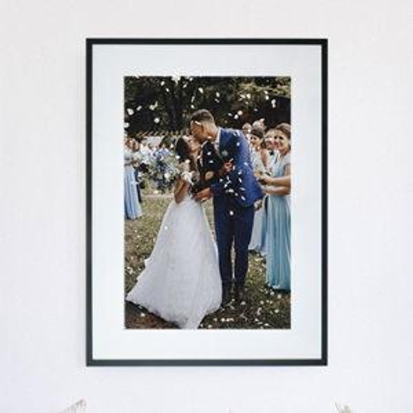 Framing for Our Wedding Photos/ Enmarcando Nuestras Fotos de Boda