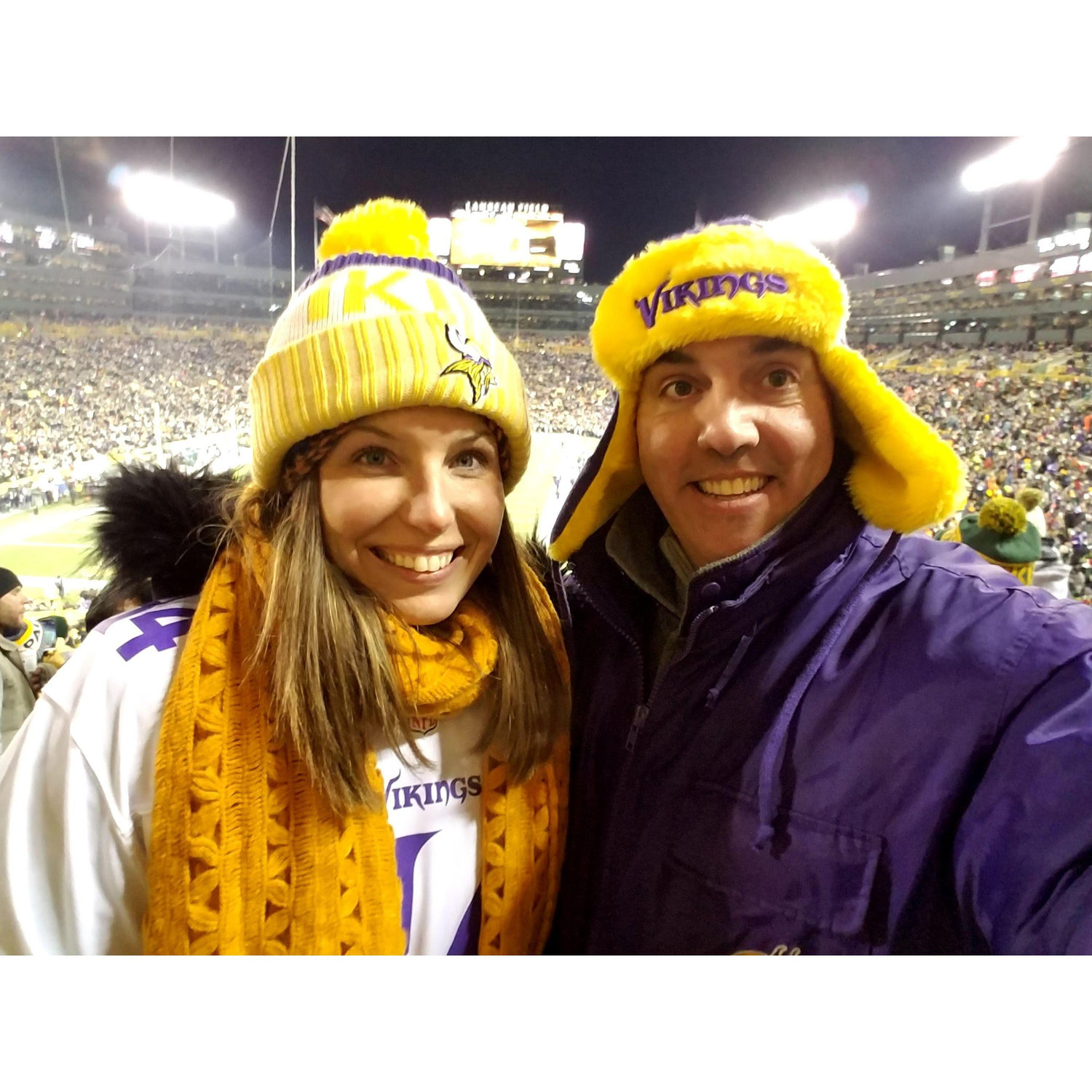 Packers vs. Vikings Game at Lambeau Field & Tom's First Christmas with the Hack's 12.23.17 ... SKOL Vikings Win!