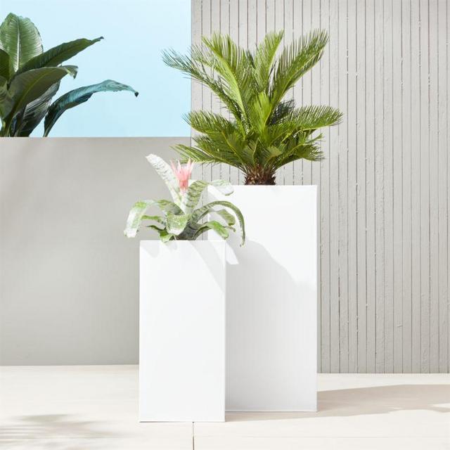 Blox 24" Tall Galvanized Hi-Gloss White Planter