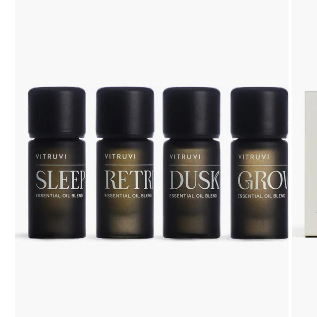 Vitruvi Rest Essential Oil Kit