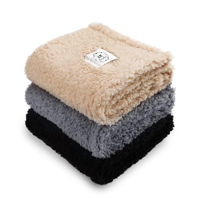 1 Pack 3 Calming Blankets Fluffy Premium Fleece Pet Blanket Soft Sherpa Throw for Dog Puppy Cat Beige/Black/Grey Large (41" x31'')