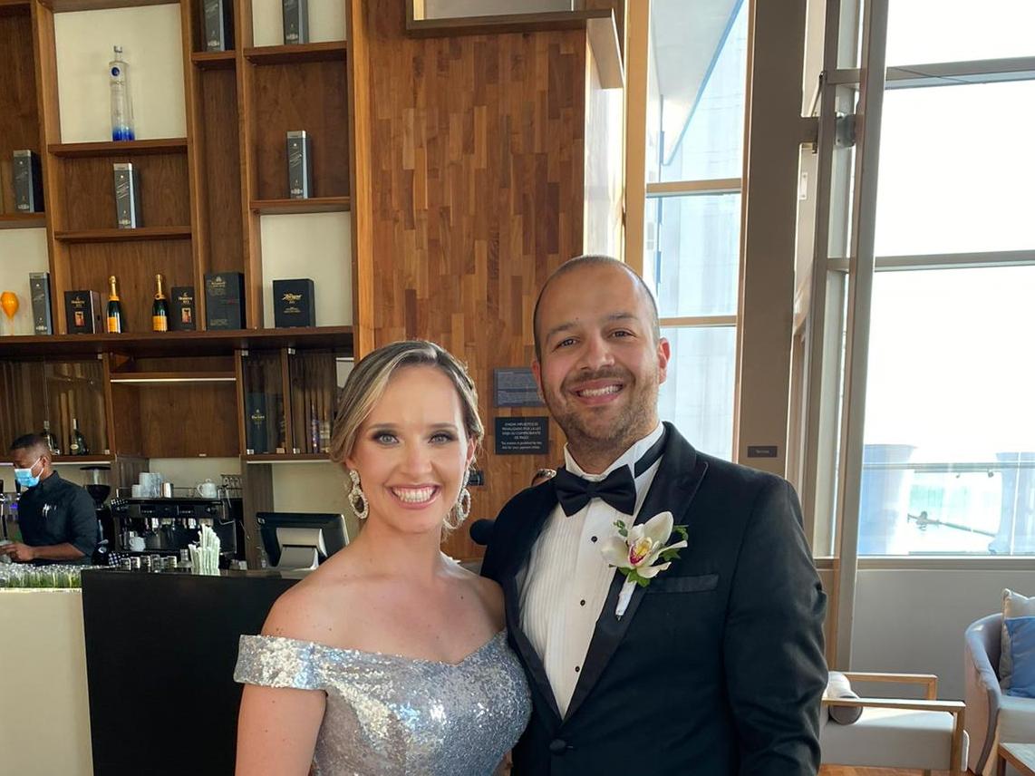 The Wedding Website of Carolina Rivas and Ivan Espinosa