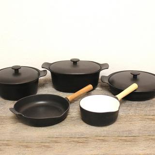 Ron Cast Iron 8-Piece Cookware Set