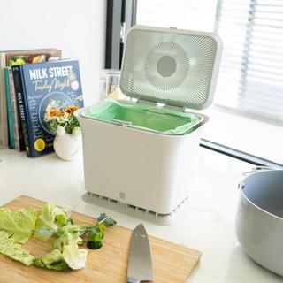 Fresh Air Odor-Free Kitchen Compost Collector