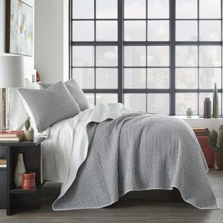 Leaves 3-Piece Quilt Set