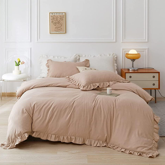 Janzaa Queen Comforter Set Ruffled Comforter Set 3PCS（1 Taupe Comforter Set and 2 Pillowcases） Vintage Farmhouse Shabby Chic Bedding Soft Fluffy Comforter Set All Season