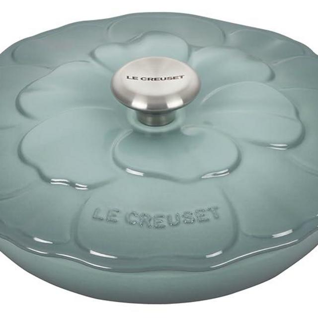 Le Creuset Signature Enameled Cast Iron Petal Braiser, 2.25qt., Sea Salt
