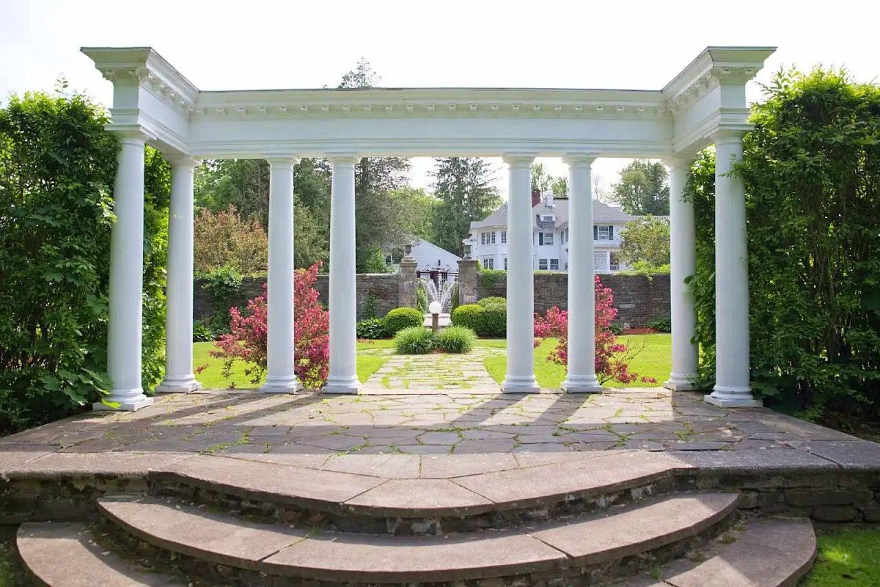 The Wedding Website of Charles Stevenson and Ashley Surette