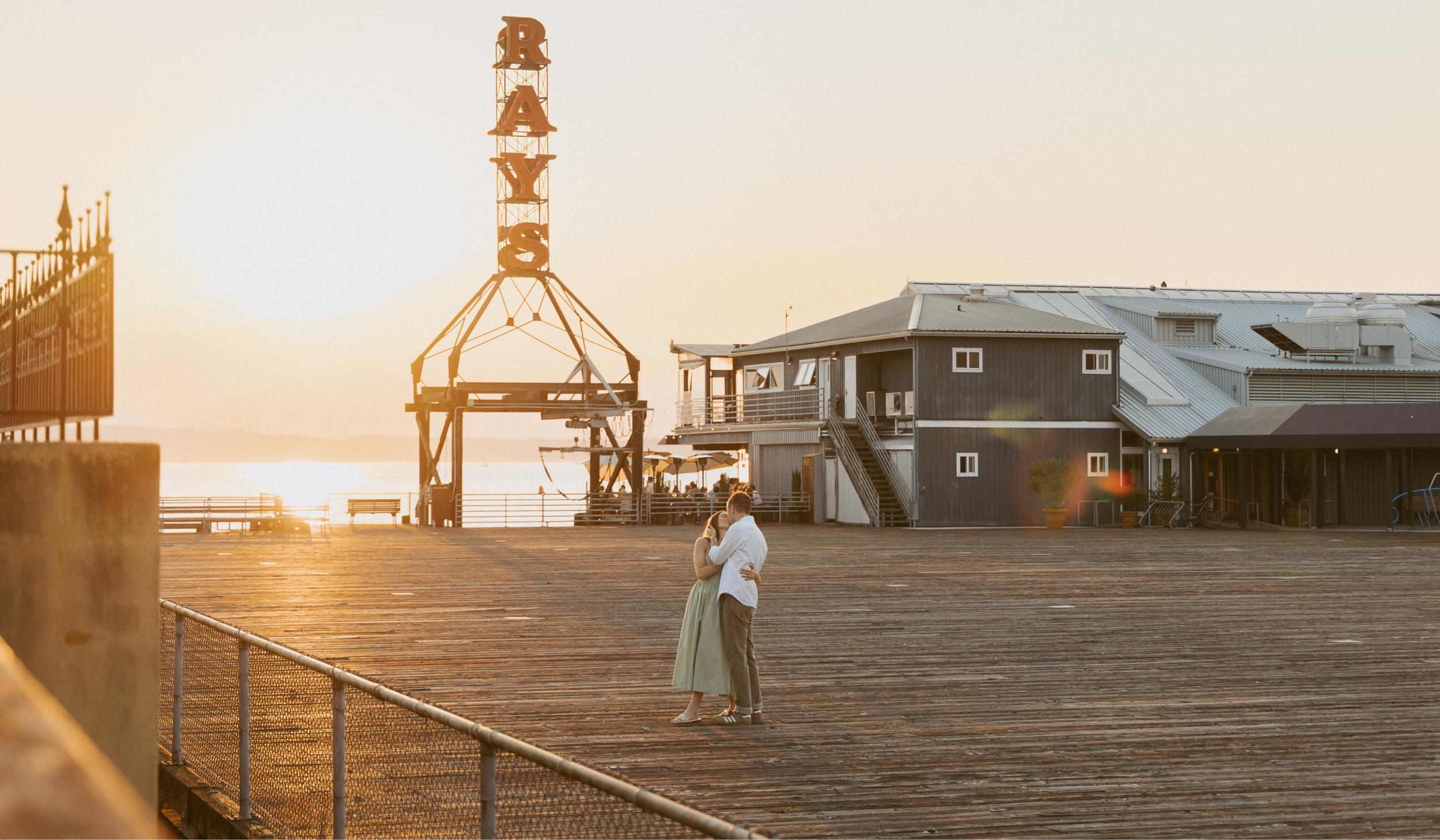 The Wedding Website of Alexis Ilyinsky and Sam Nevins