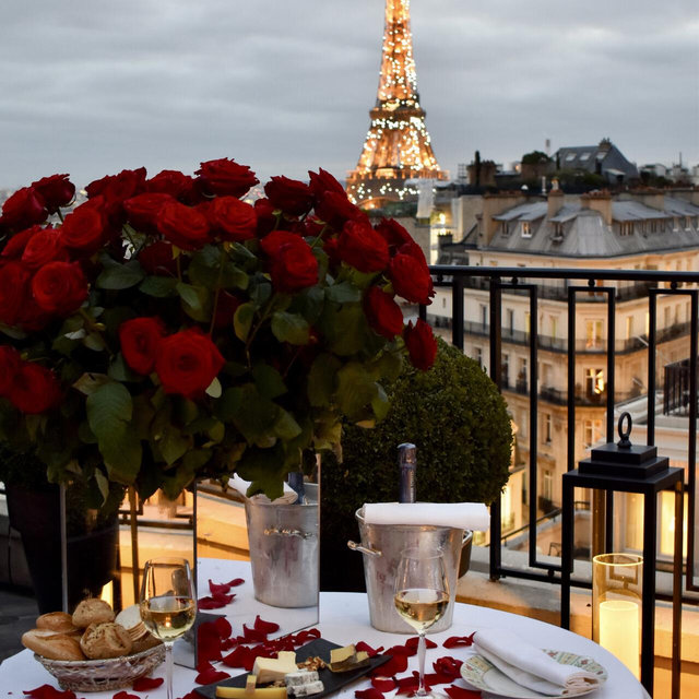Honeymoon Dinner in Paris