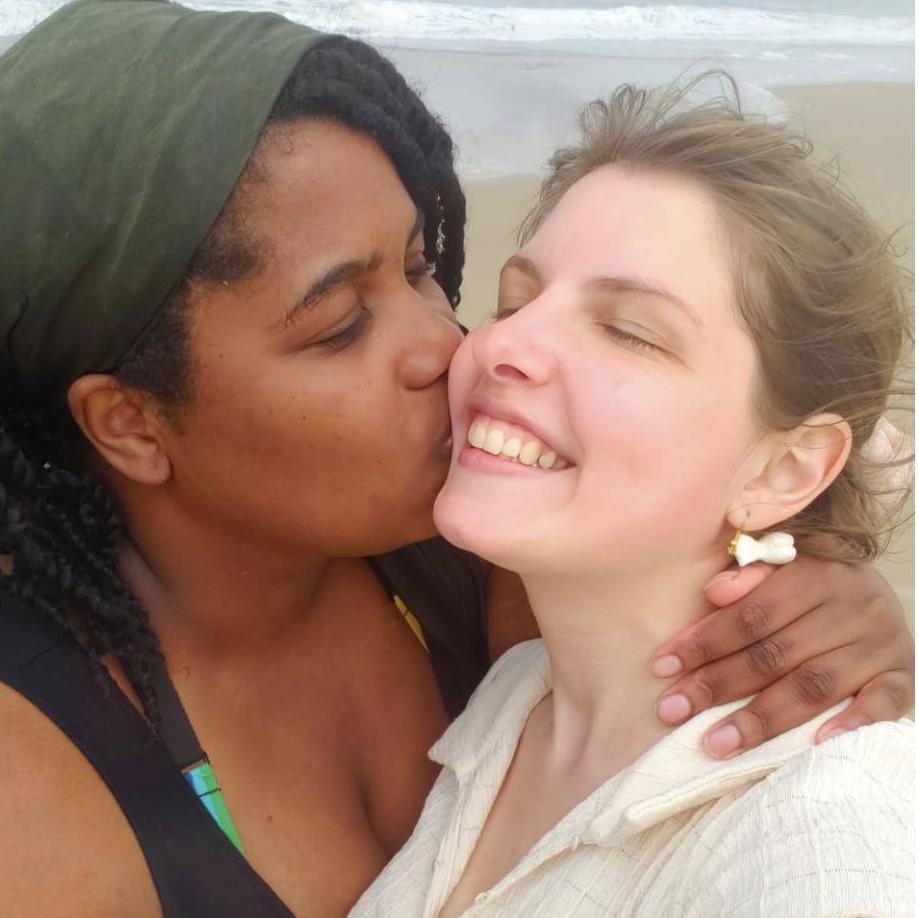 Now we are ready for our next adventure! We look forward to celebrating our love with all those we love by ourside!