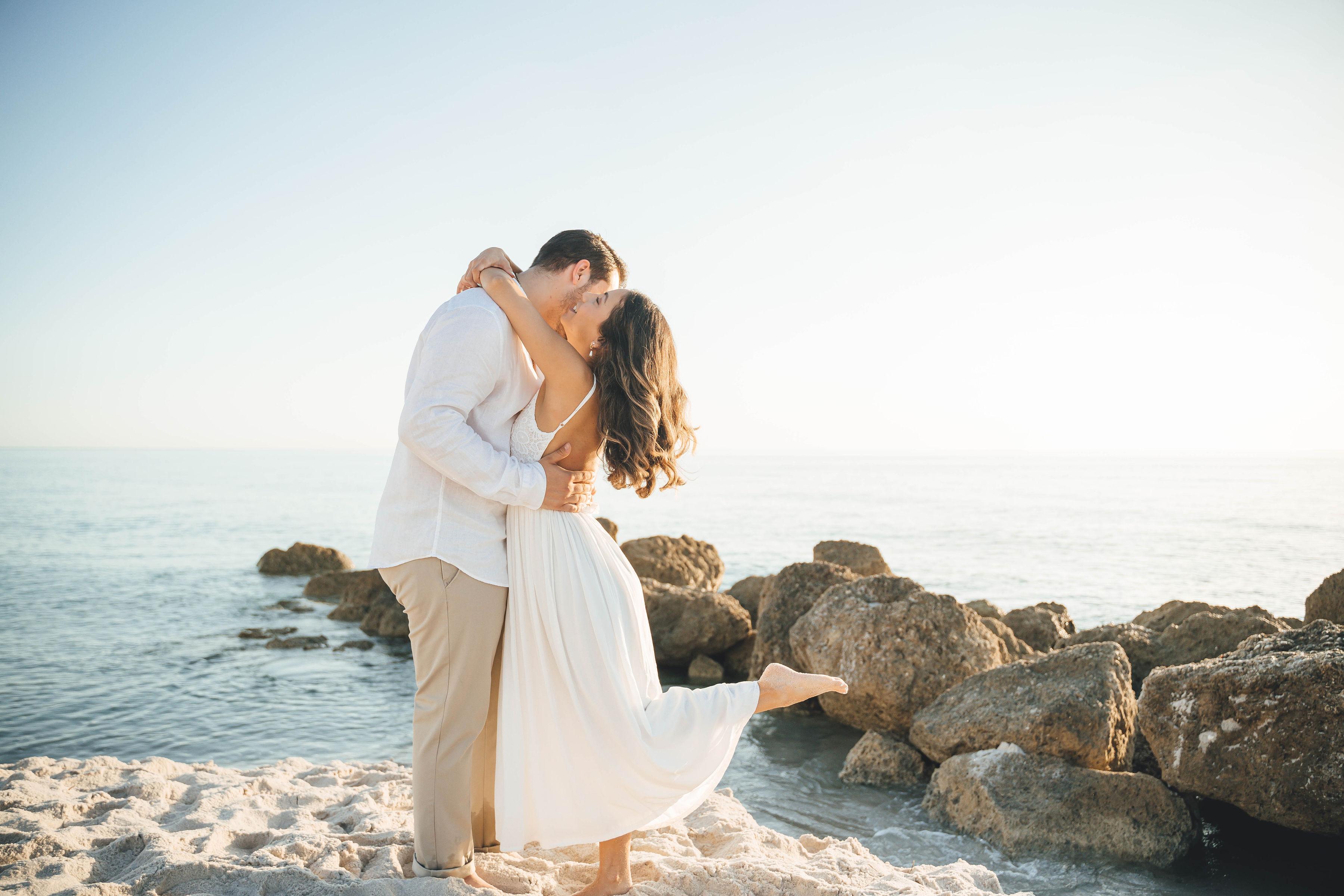 The Wedding Website of Yulianne Corrales and David Lopez