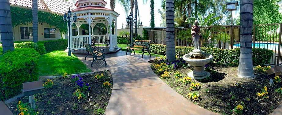 The Wedding Website of Tiffany Sue Smith and David Lawrence Bruns II