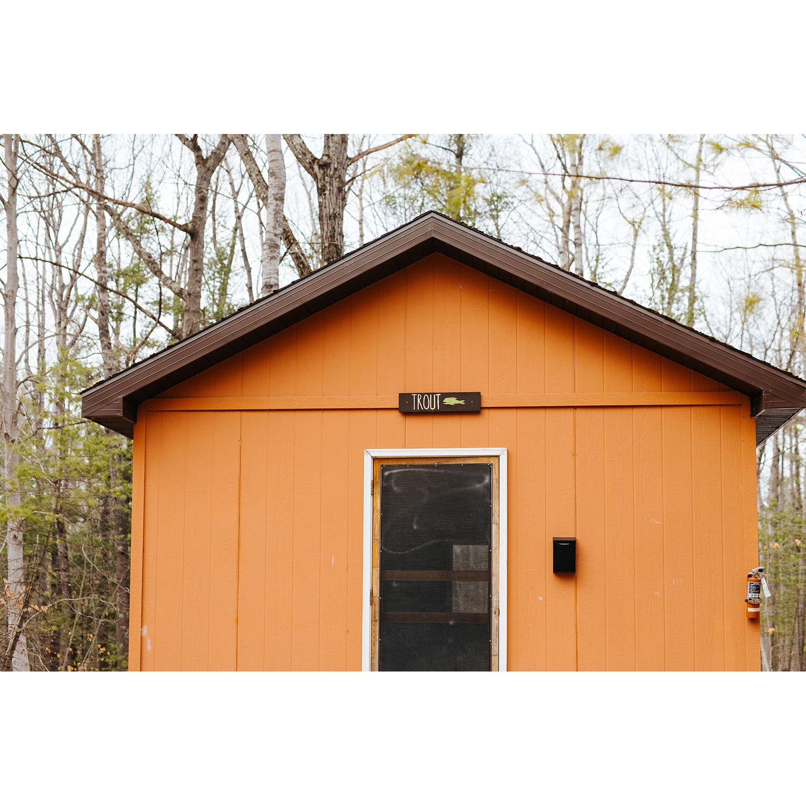 Cabins with no electricity