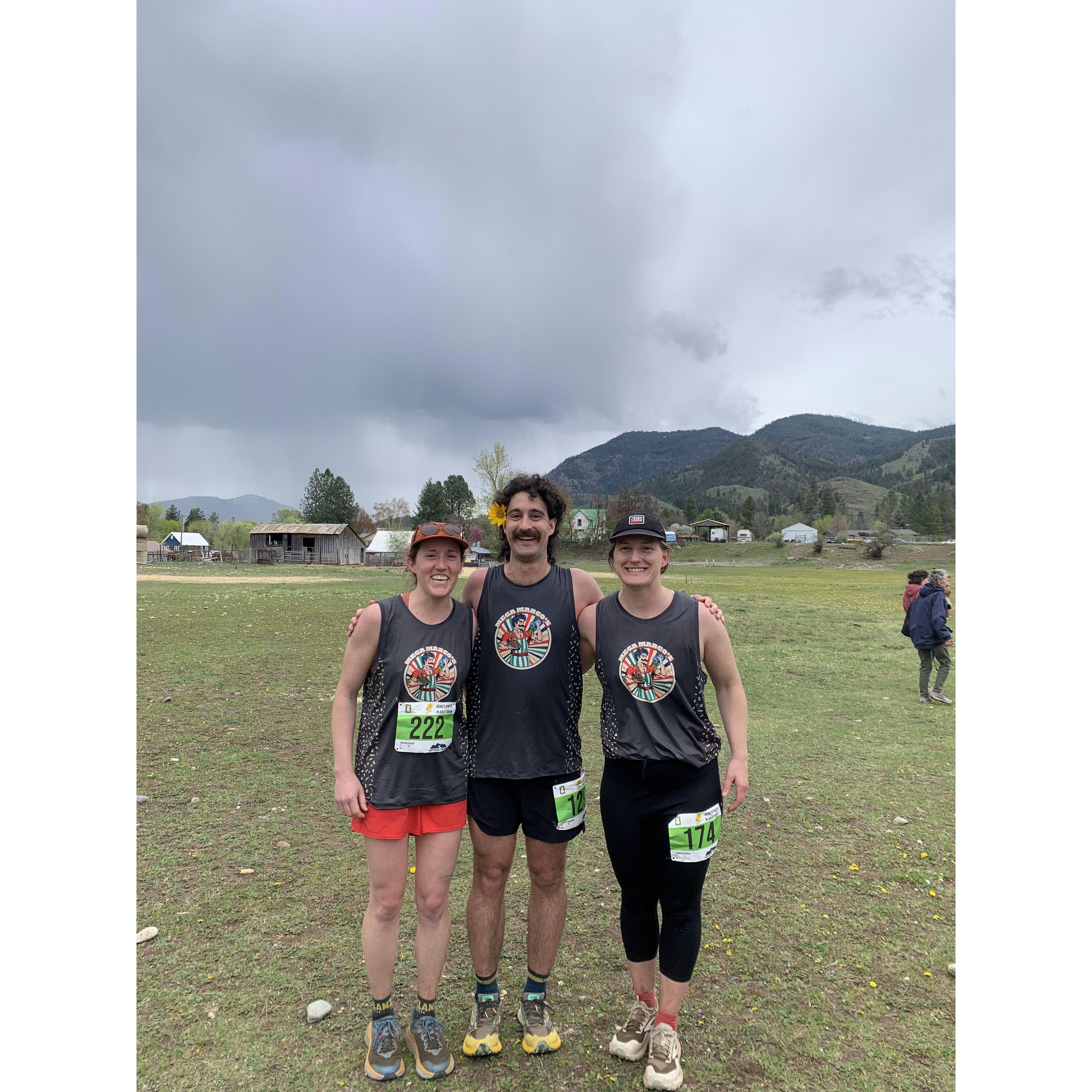 Sunflower Marathon race team