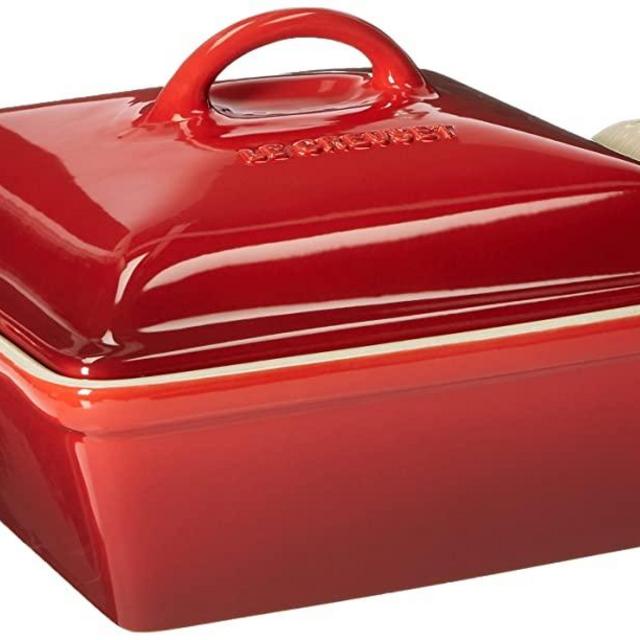 Le Creuset PG0805-2667 Heritage Stoneware Covered Square Casserole, 2-1/2-Quart, Cerise