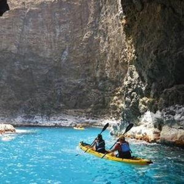 kayaking adventure on Na Pali coast!