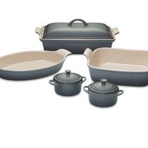 Le Creuset Stoneware 8-Piece Bakeware Set, Ocean