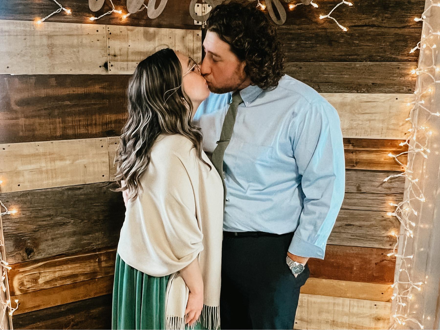 The Wedding Website of Marisa Rowe and Zachary Granan