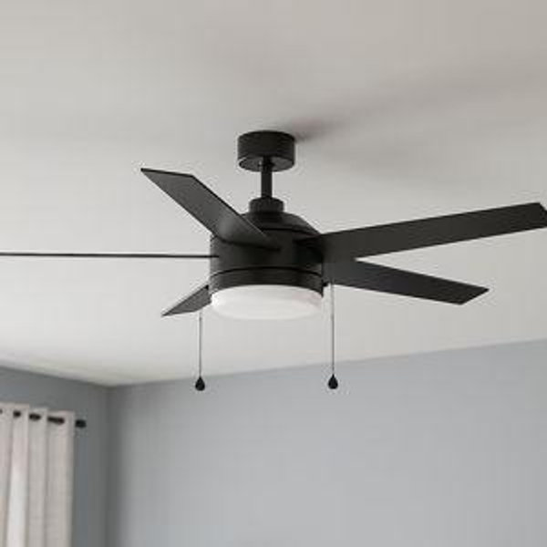 Harbor Breeze Sunport Easy2Hang 52-in Matte Black with Matte Blades LED Covered Outdoor Ceiling Fan With Light and Pull Chain Included 5 -Blade