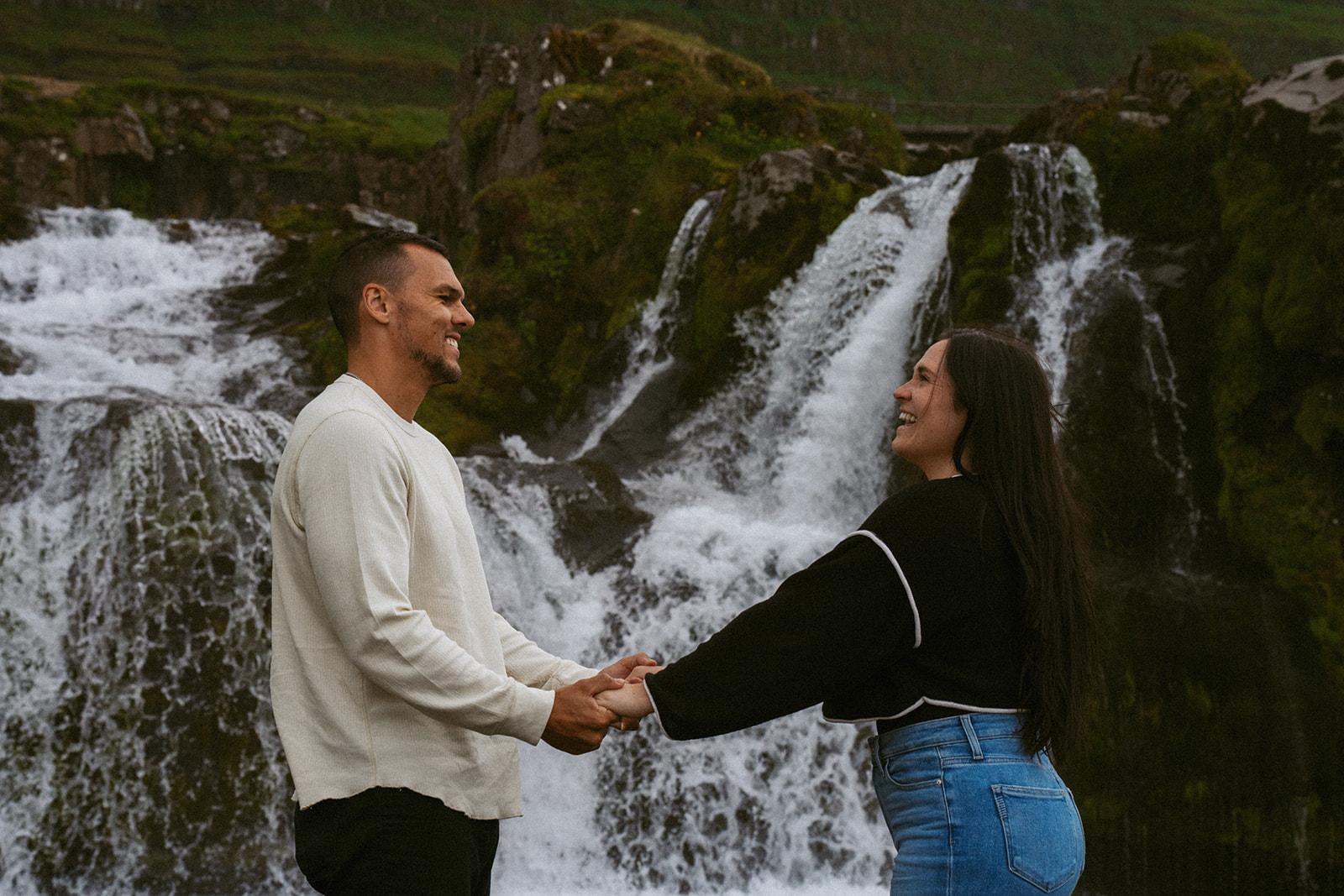 The Wedding Website of Nicole Anderson and Nicholas Brain