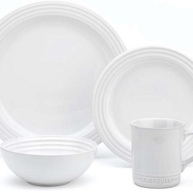 Williams Sonoma Le Creuset 16 pc Dinnerware White set of 4