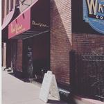 Pane Vino on the Avenue