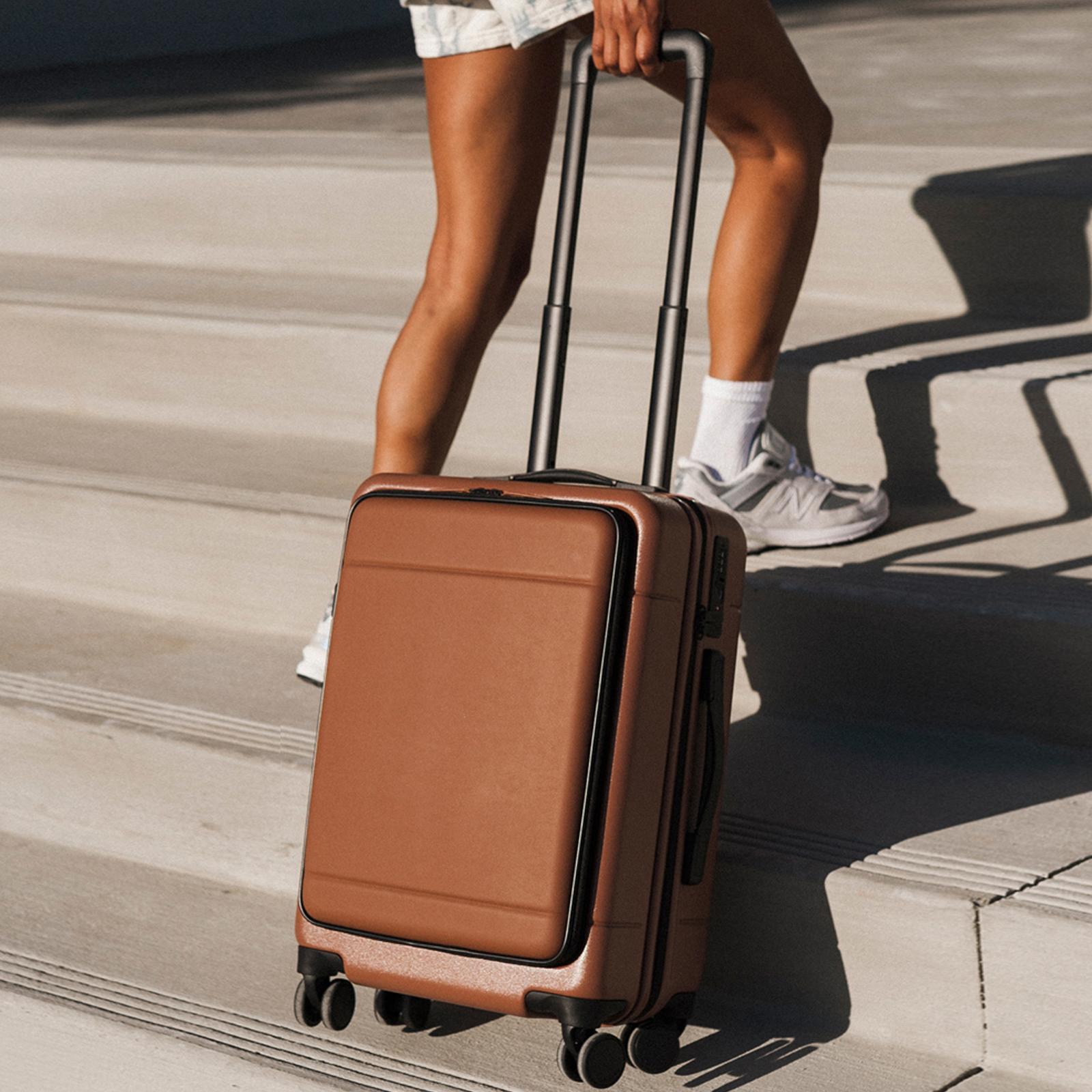 Hue Mini Carry-On Luggage | CALPAK Hazel / 15