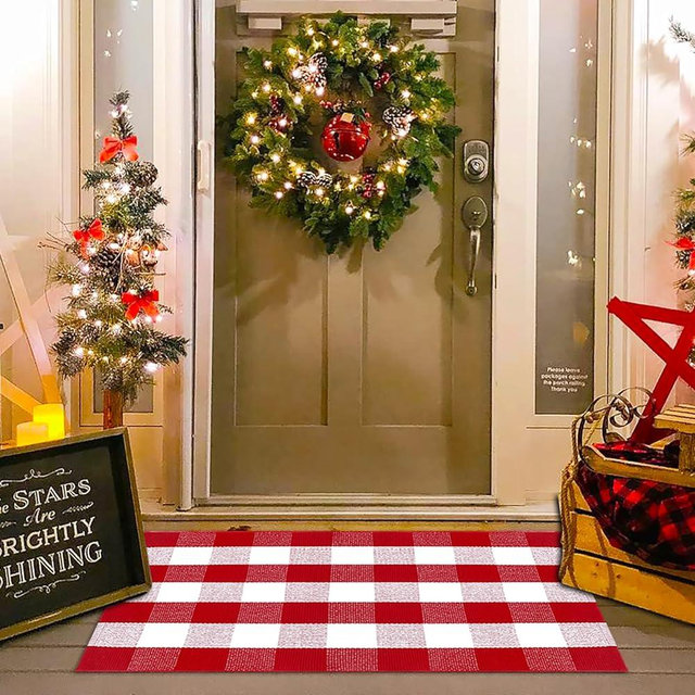 Christmas Red and White Plaid Rug - 28 x 43 Inches Outdoor Front Door Decor Mat Cotton Washable Hand-Woven Rug Christmas New Year Holiday Porch Entryway Layered Doormat