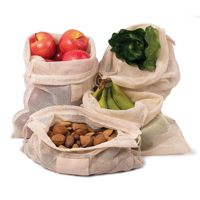 Beyond Gourmet HIC Kitchen Reusable Produce Bags with Drawstring Closure, Unbleached Organic Cotton Mesh, Set of 4 Plus Storage Bag