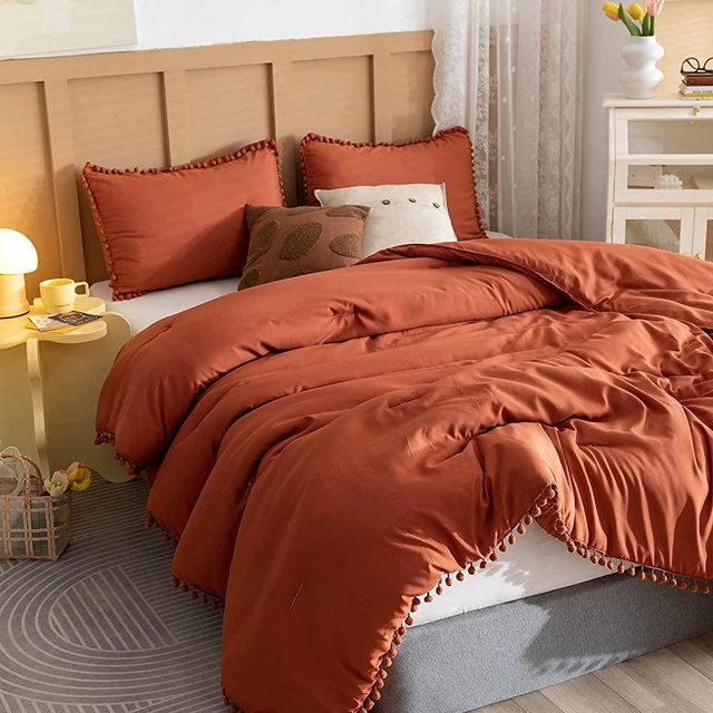 YIRDDEO Terracotta King Ball Pom Fringe Design Comforter Set 3pcs, Boho Aesthetic Luxurious Full Bedding Set, Vintage Ultra Soft Microfiber Comforter Set (1 Comforter, 2 Pillowcases)