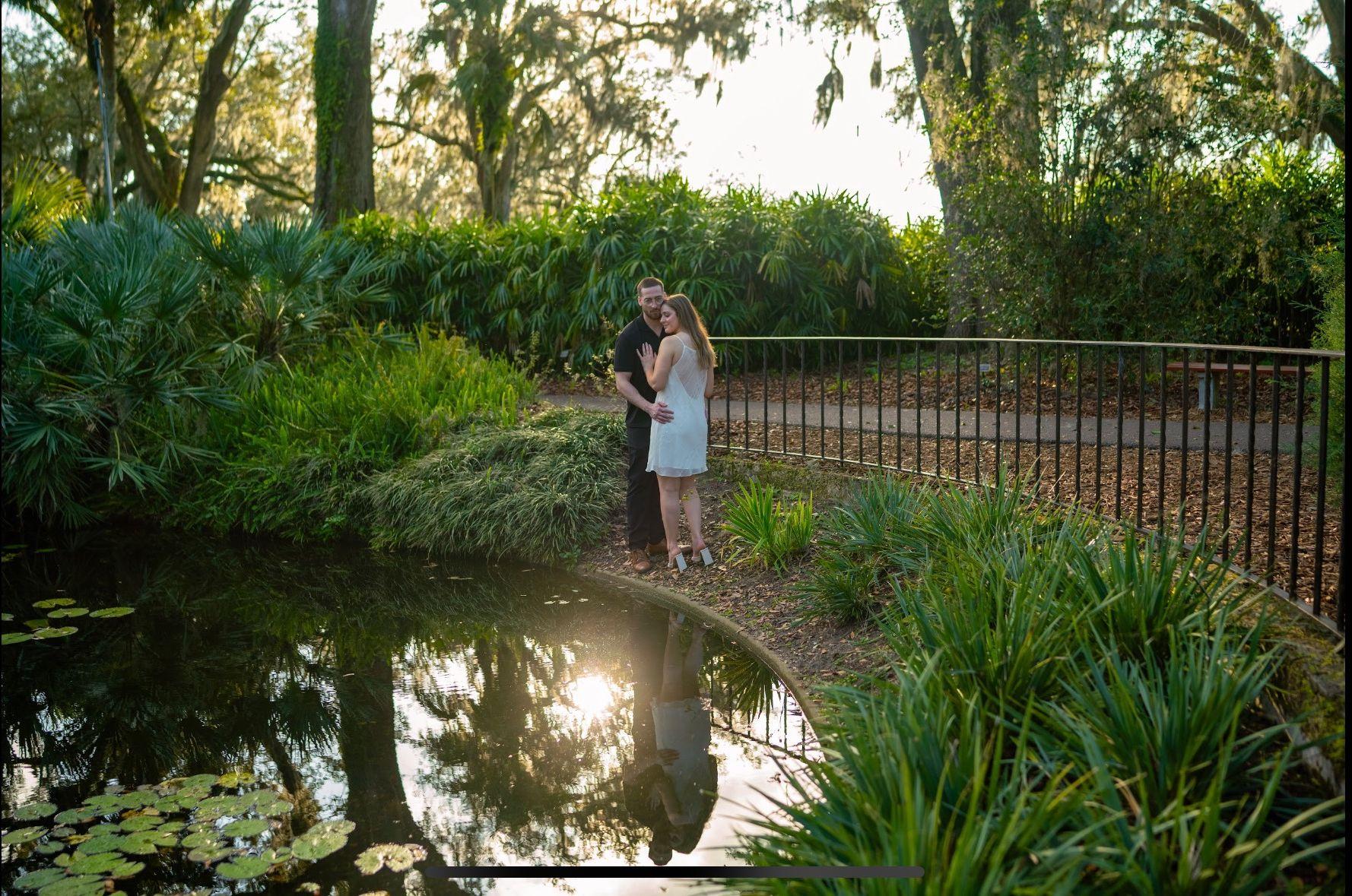 The Wedding Website of Victoria Ames and Derek Easthon
