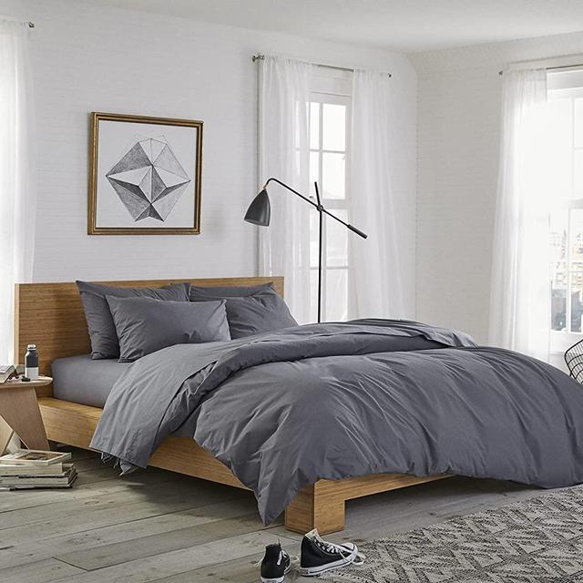 Brooklinen Luxury Percale Core Sheet Set, King Size in Graphite - Fitted Sheet, Flat Sheet, 2 Pillowcases | Best Sheets