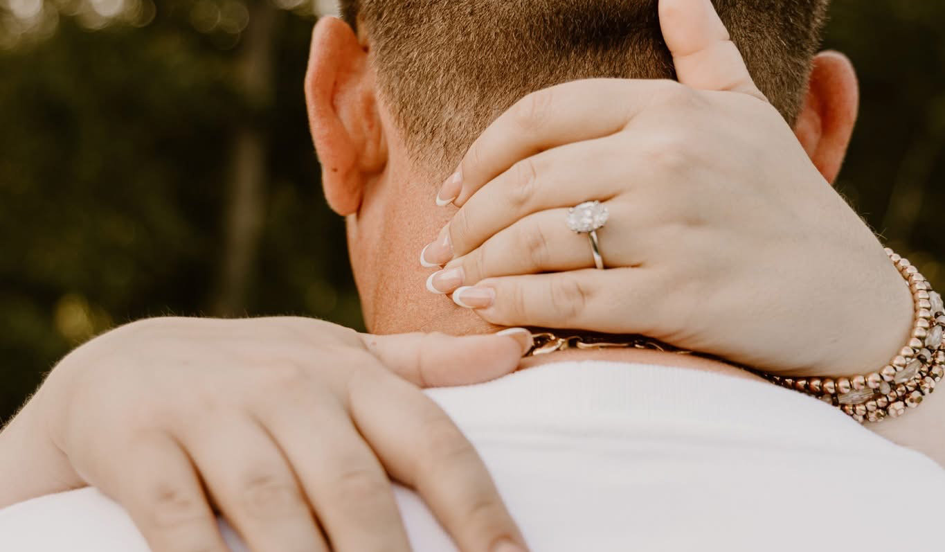 The Wedding Website of Marleigh Hofmann and Thomas Howes