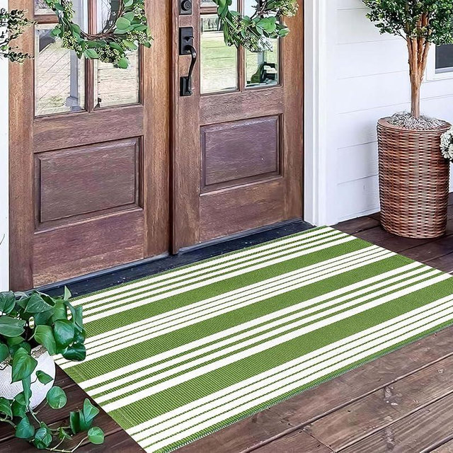 Green and White Striped Outdoor Rug 24'' x 51'' Front Porch Rug Hand-Woven Machine Washable Layered Door Mats for Entryway/Bedroom/Outdoor