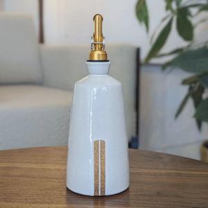 Tribeca Oil Pourer, Glacier Color