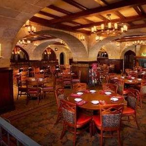 Dinner at Le Cellier Steakhouse