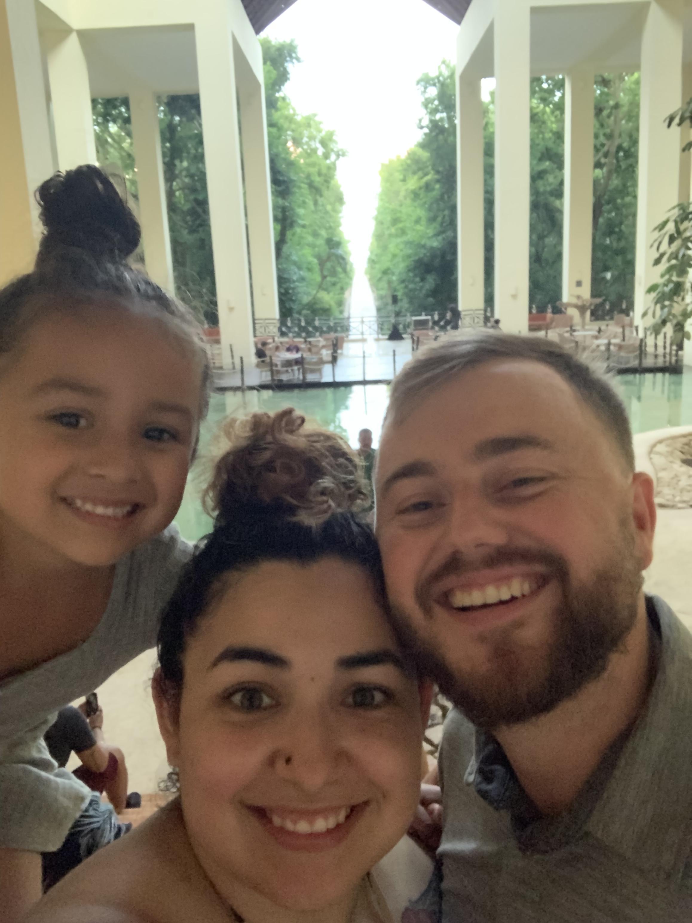 The Wedding Website of Yarabi Jones and Andrew Jones