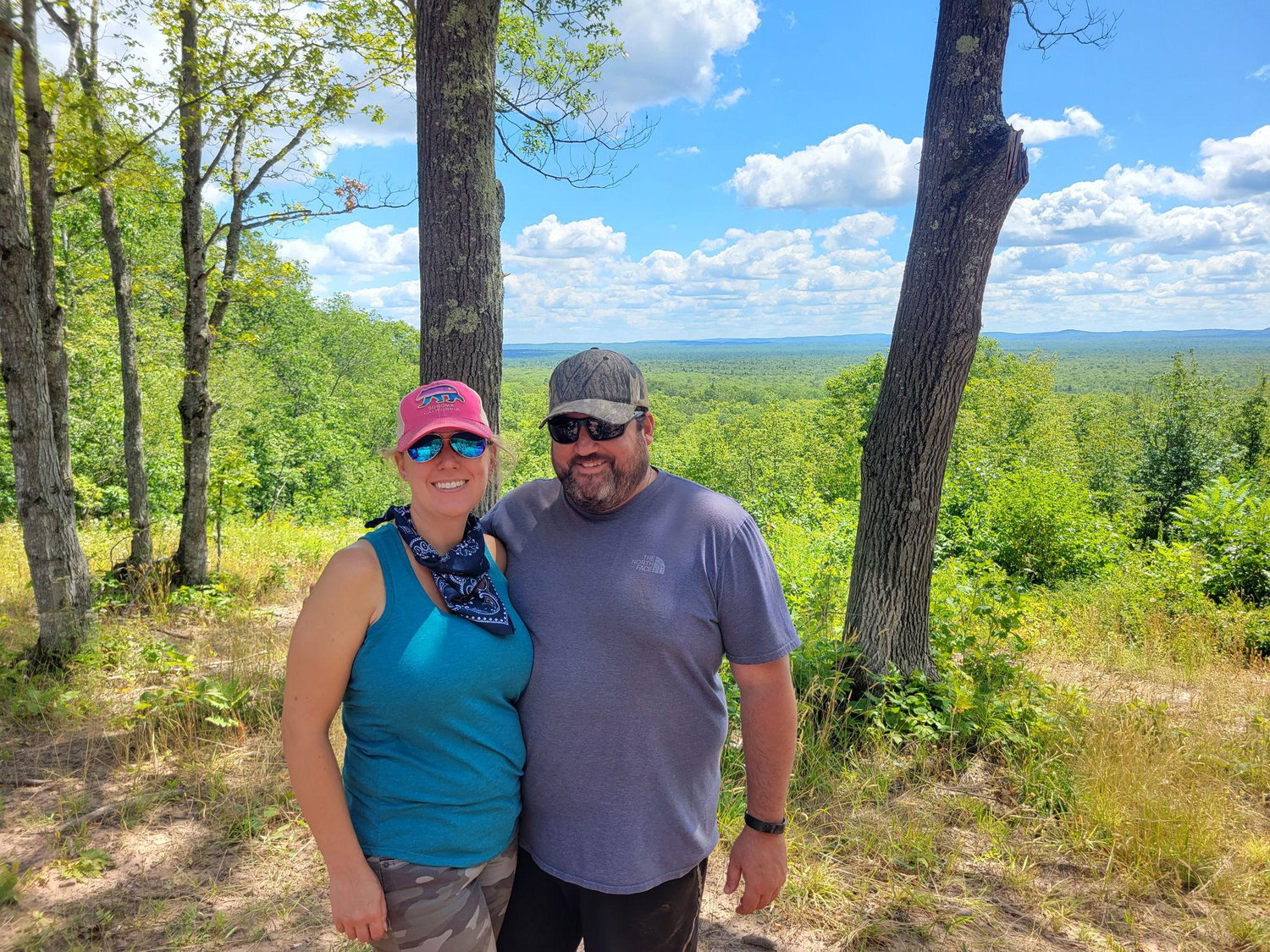 The Wedding Website of Monica Oakes and Travis Burr