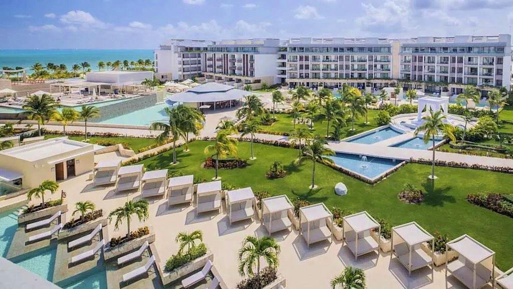 The Wedding Website of Sharlene N. Dougan and Keith L. Smith Jr.