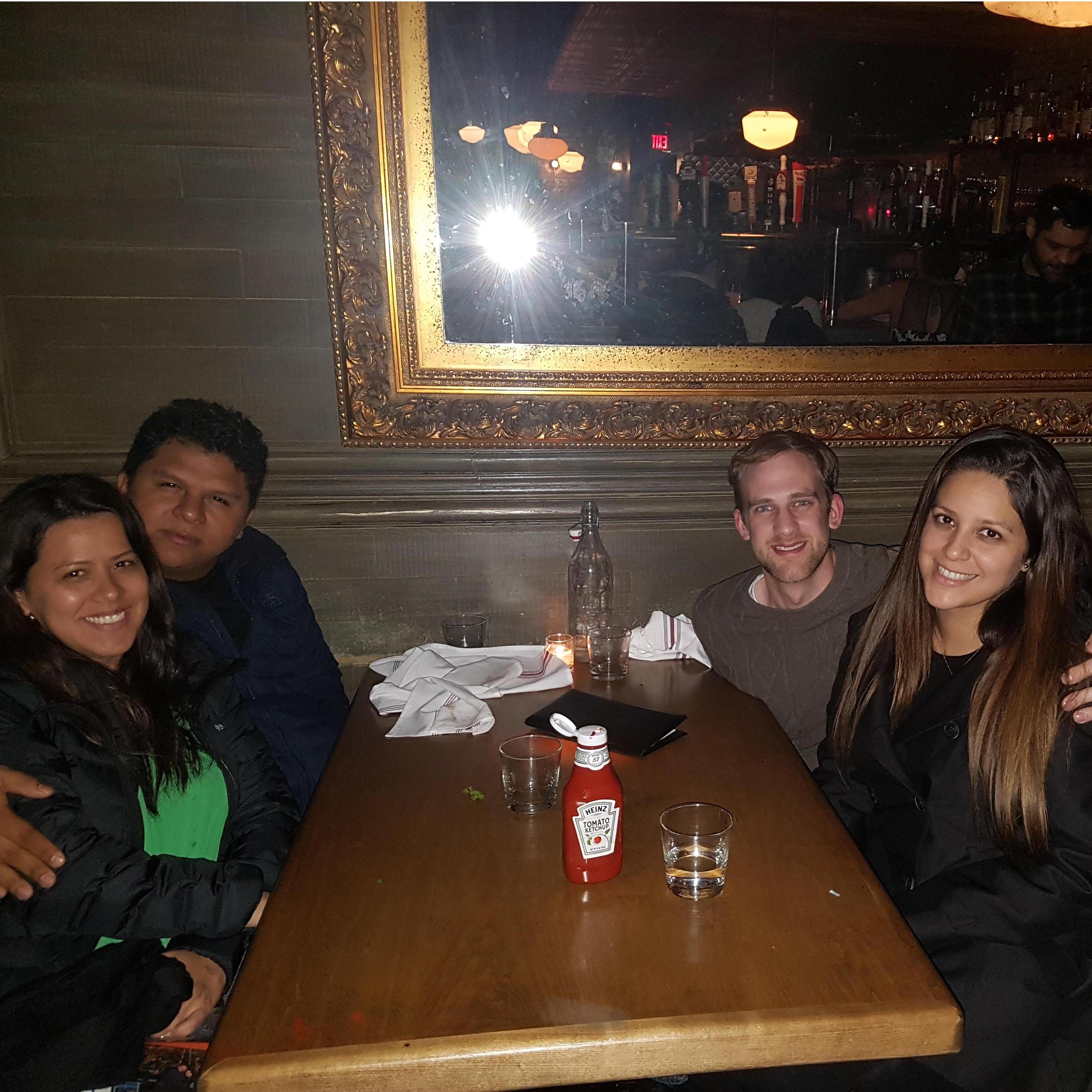 Meeting up with friends from Perú in Chicago!