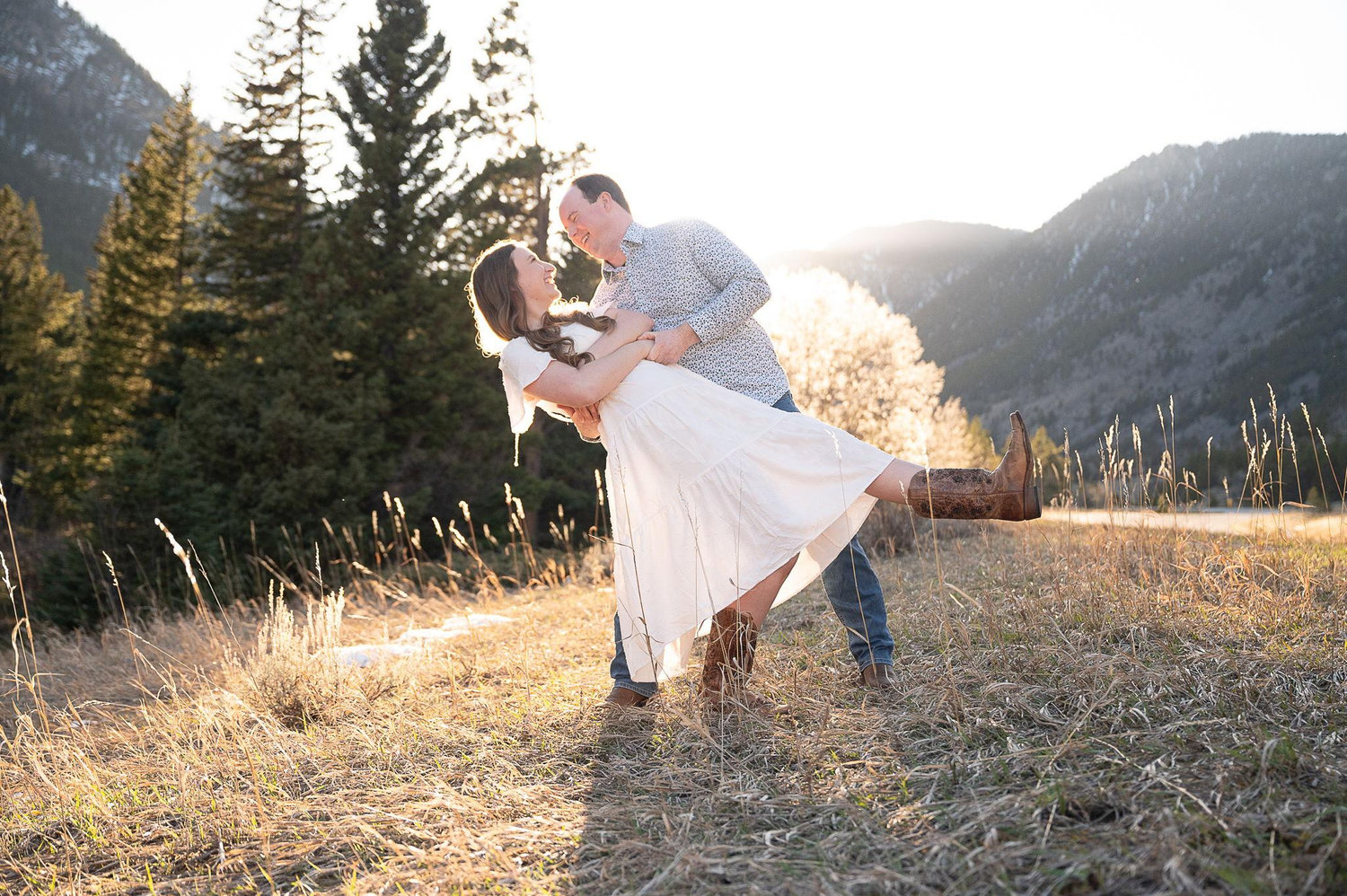 The Wedding Website of Jacob Hitt and Taylor Williams