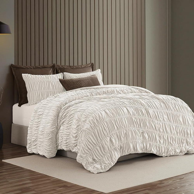 Wonderful Luxury Ruched Velvet King Size Cream Quilt Set, Handcrafted Quilted 3 Piece Ruffle Crinkle Striped Reversible, Cotton-Like Feel, Fluffy Lightweight Comforter Bedding Set