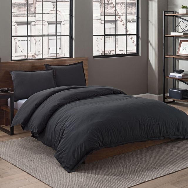 Garment Washed Solid King Duvet Cover Set in Onyx