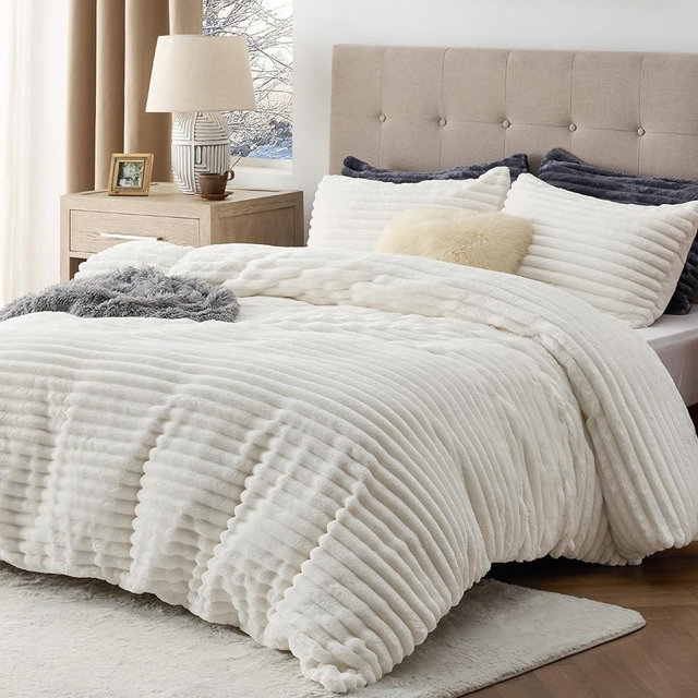 Bedsure Fluffy Duvet Cover Set - Ultra Soft Plush Shaggy Comforter Cover King Size, Warm Flannel Fleece Bed Sets for Winter, 3 Pieces, 1 Duvet Cover & 2 Pillowcases (Striped Pattern, Coconut White)